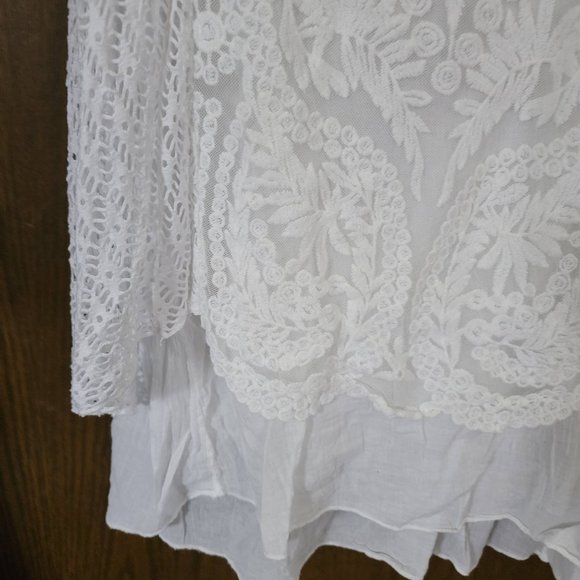 Cherishh Made in Italy White Lace Embroidered Tank Top *** No Size Tag *** - Picture 4 of 12